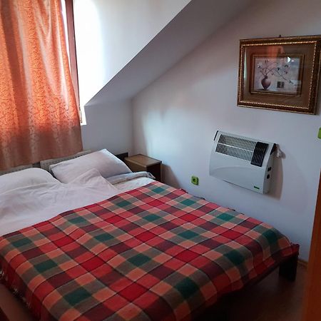 Hostel Gonzo Szarajevó Kültér fotó