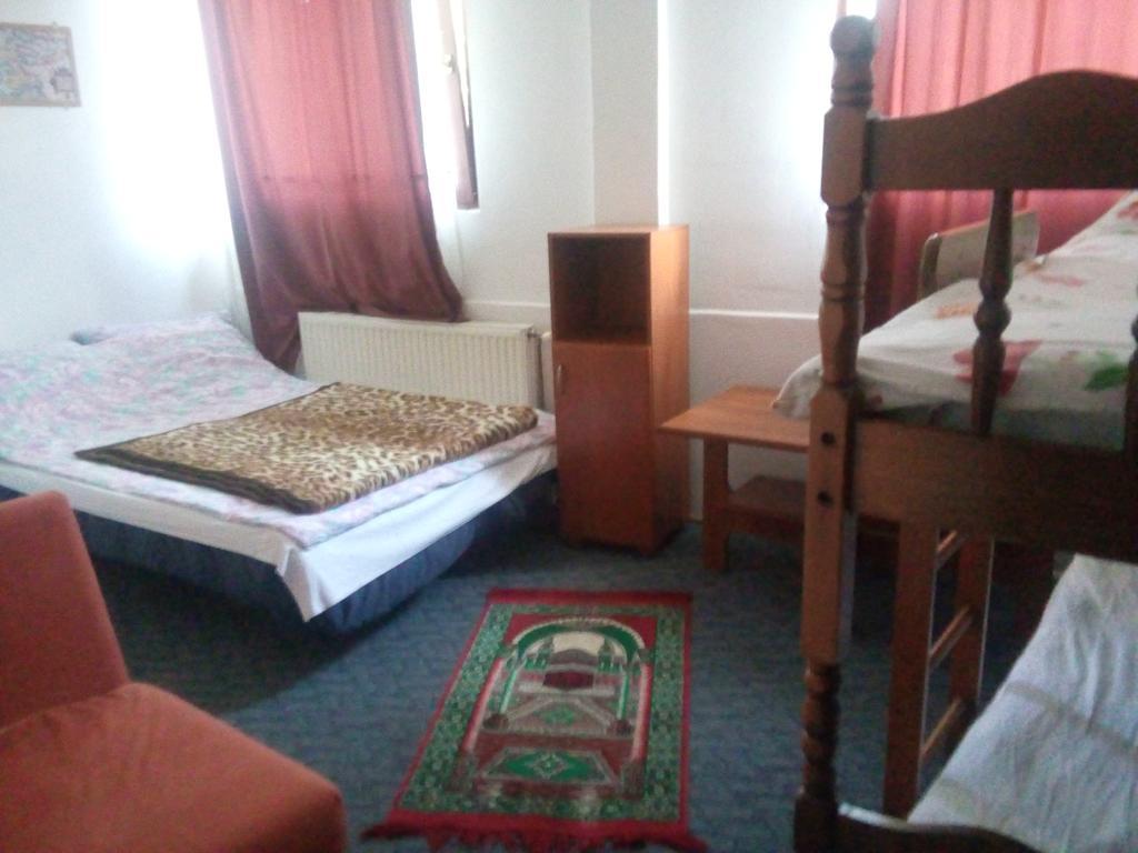 Hostel Gonzo Szarajevó Kültér fotó
