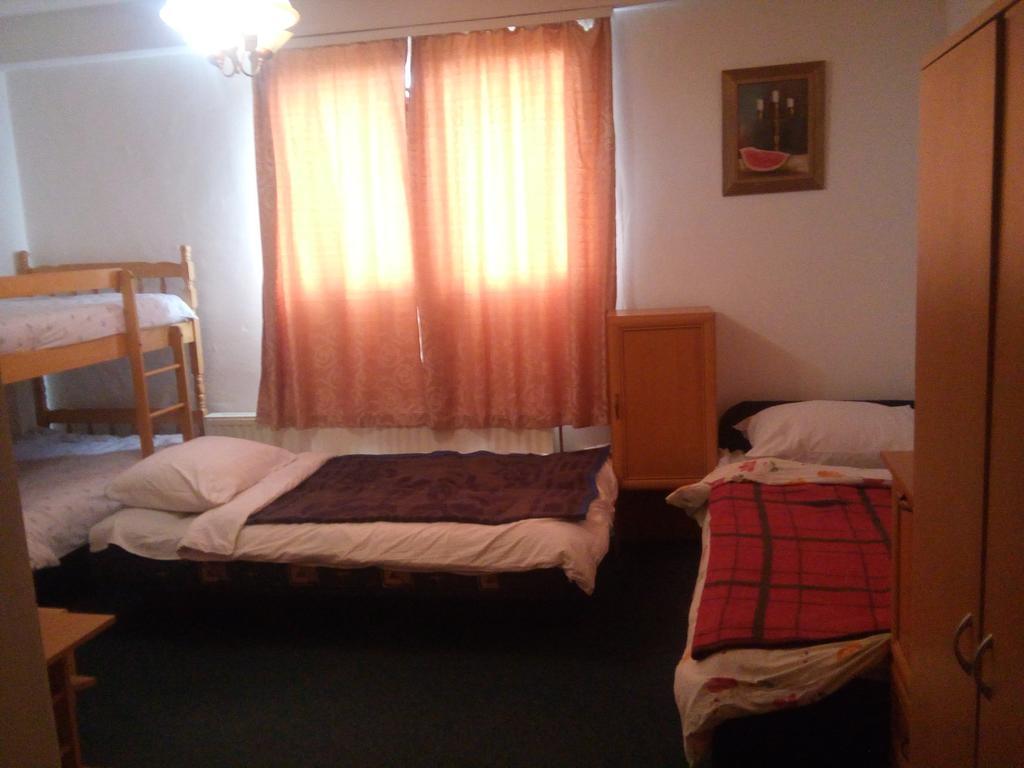 Hostel Gonzo Szarajevó Kültér fotó