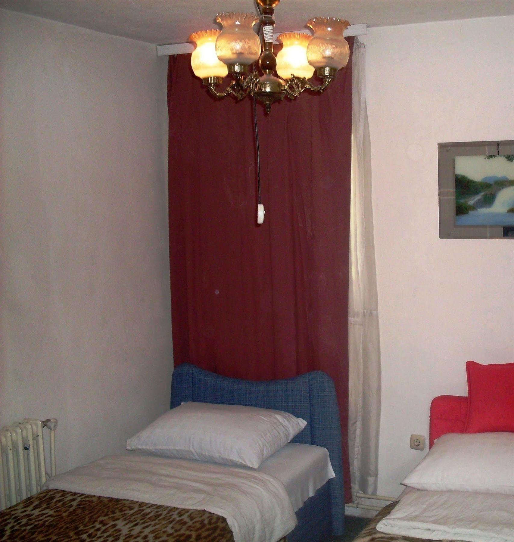 Hostel Gonzo Szarajevó Kültér fotó